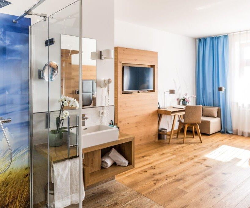 Rooms and Offers