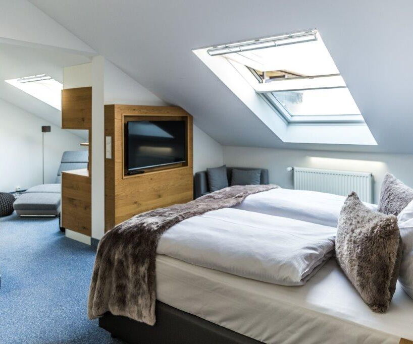Rooms and Offers